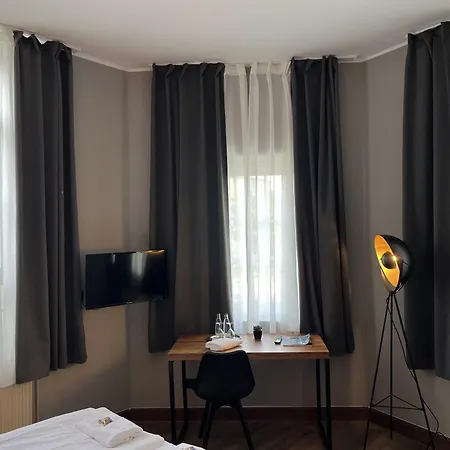 Restaurant Zum Löwen Hotel 2*