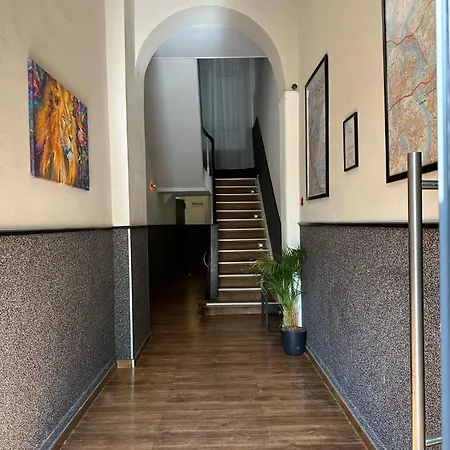 Restaurant Zum Loewen מלון 2*