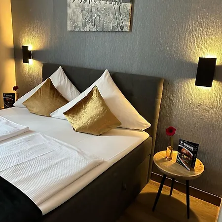 Restaurant Zum Loewen מלון 2*