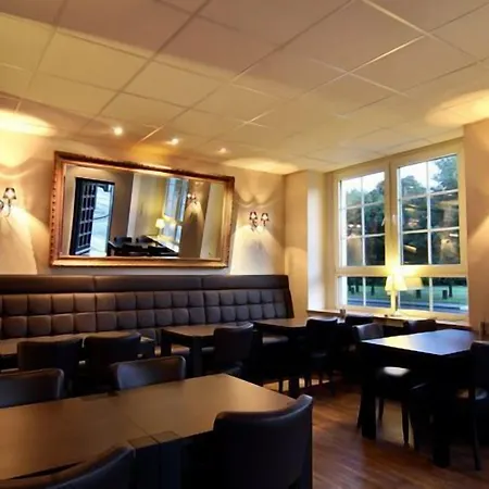 Restaurant Zum Loewen מלון