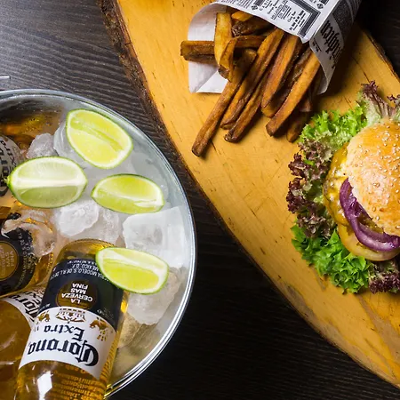 Restaurant Zum Loewen מלון