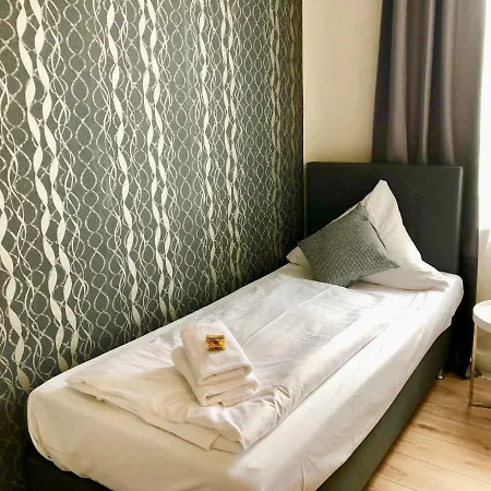 Restaurant Zum Loewen מלון דיסבורג